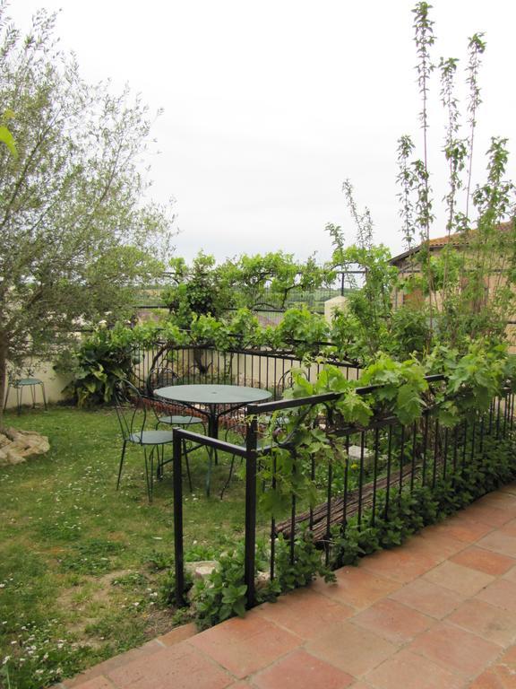 Etape Gimontoise 32 Apartment Exterior photo